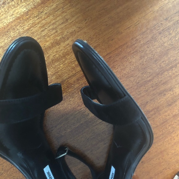Manolo Blahnik Chaos Suede Sandals Strap Heels - Picture 8 of 8